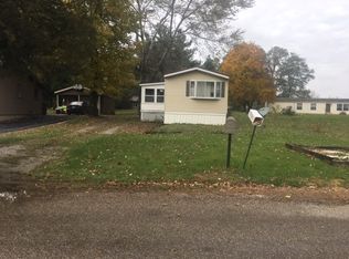 11745 E 600 N, Orland, IN 46776