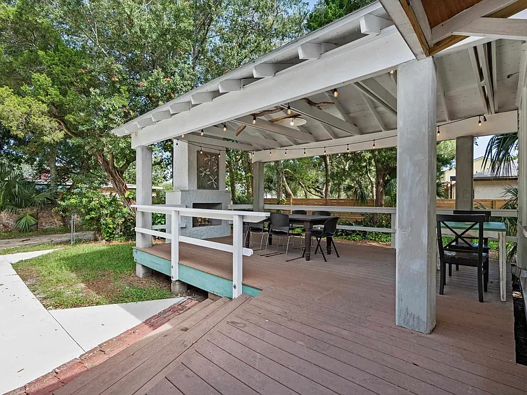 106 Arredondo Ave — Photo 24