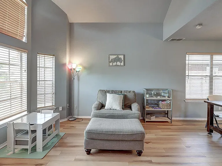 7846 Falcon Dr — Photo 7