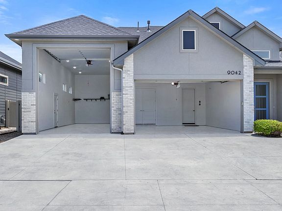 2nd image of 9042 S La Pampa Way