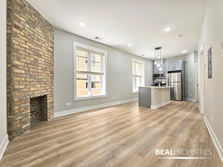 428-38 West Belden — Photo 12