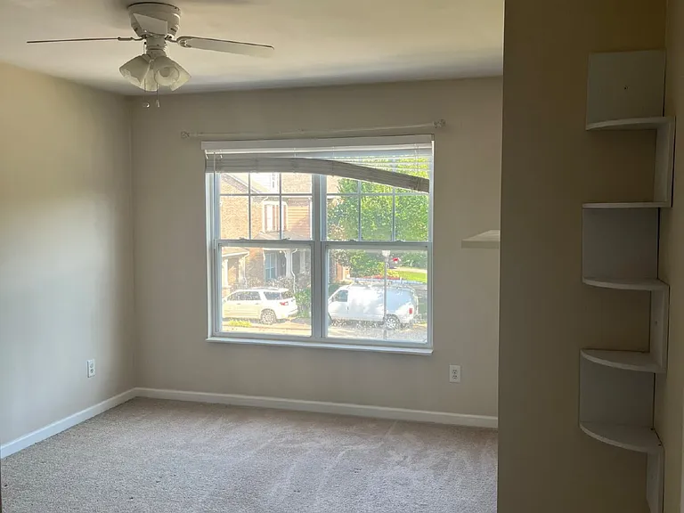 7529 Kemberton Ct — Photo 24