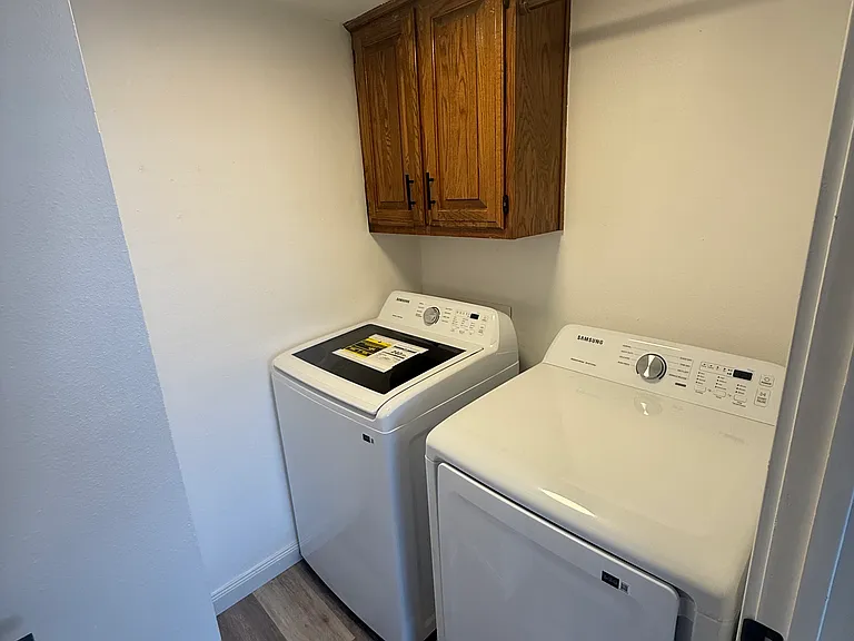 903 N Cardinal Dr — Photo 5