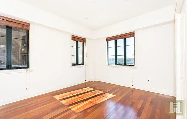 Sold by Halstead Real Estate | media 28