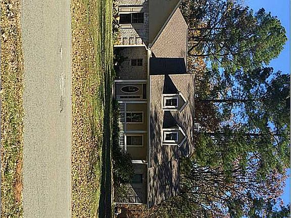 2nd image of 7850 Angus Dr