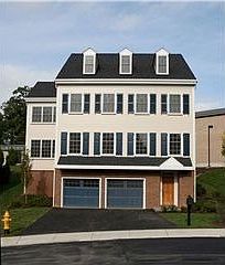 1st image of 104 Rockford Grove Ln
