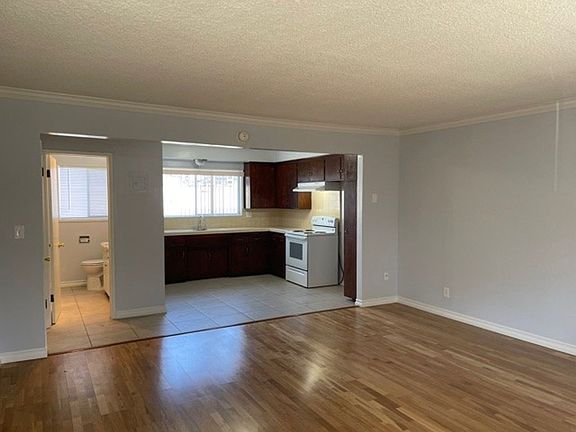 3rd image of 1100 N Monterey St #1100E