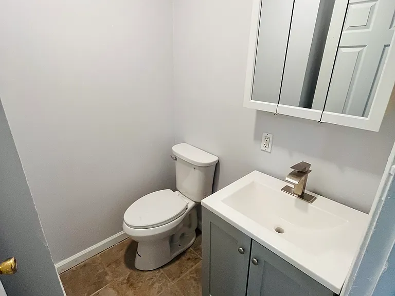 101 Hazel St #B7 — Photo 7