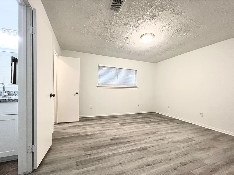 947 Grand Junction Dr — Photo 20