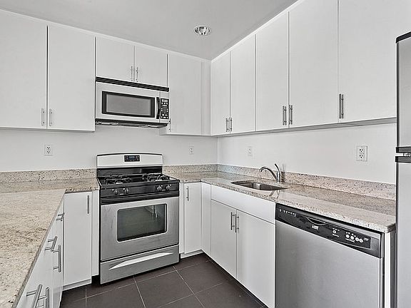 3rd image of 620 W 143rd St APT 4I