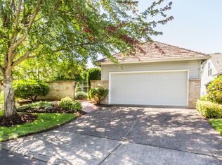 32223 SW Lake Dr, Wilsonville, OR 97070