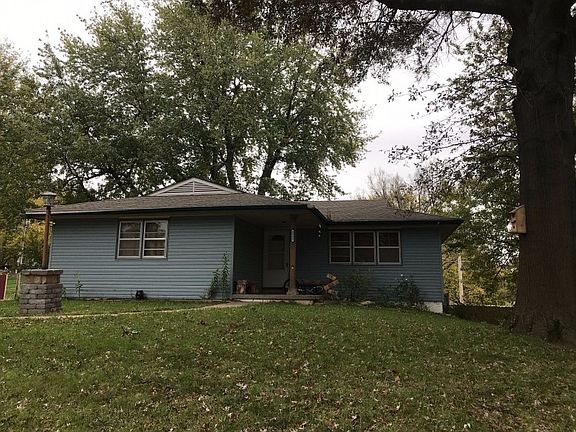 3rd image of 3002 Nanette Dr