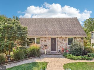 214 S South Front St, Catasauqua, PA 18032