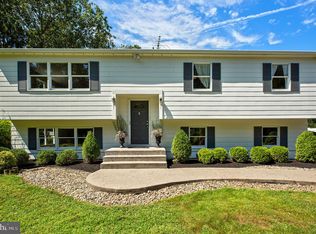 97 Three Bridge Rd, Shamong, NJ 08088