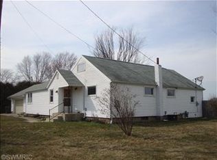 6575 Kruger Rd, Three Oaks, MI 49128