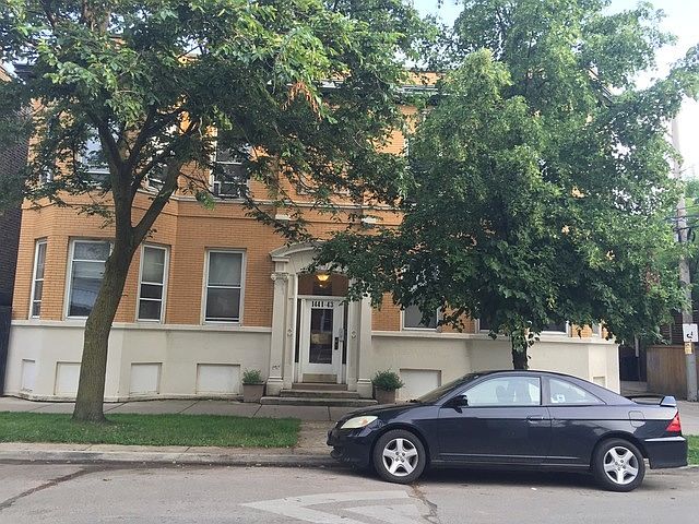 1st image of 1443 W Waveland Ave #2B