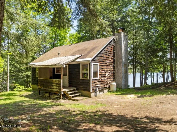 50 Shore Way, Olmstedville, NY 12851