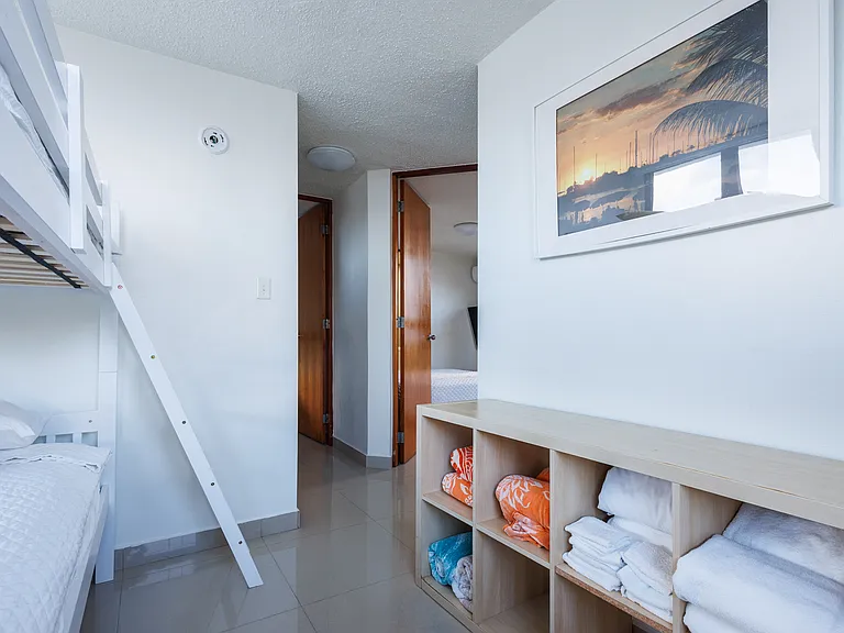 1353 Calle Aldea #3B — Photo 13