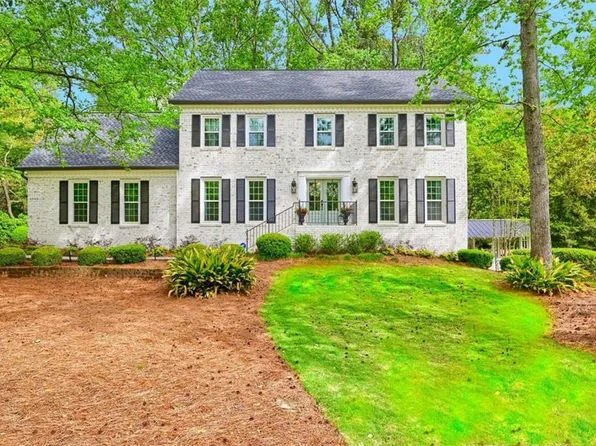 255 Barrow Downs, Alpharetta, GA 30004