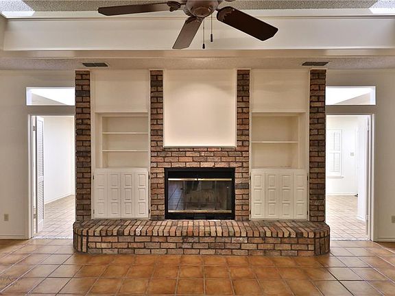 5th image of 2309 Crestline Dr