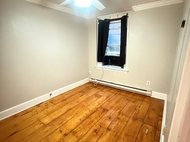 321 Washington Ave #2 — Photo 9