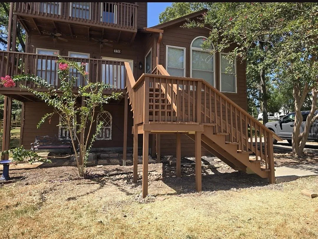 3 bed, 2.0 bath, 1622 sqft, $2,200 — Photo 2