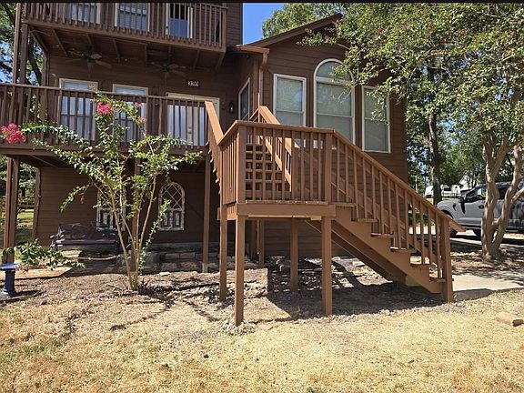 2nd image of 330 Holiday Ln