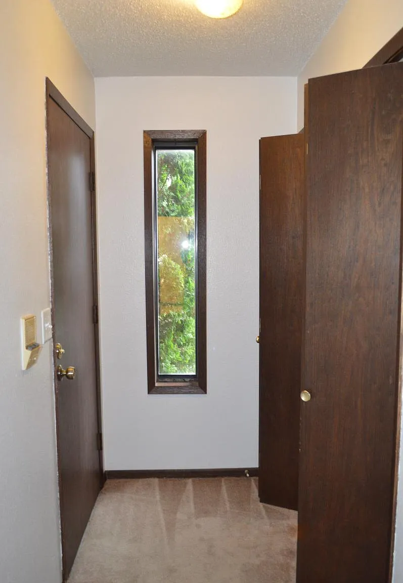 2 bed, $895 — Photo 4