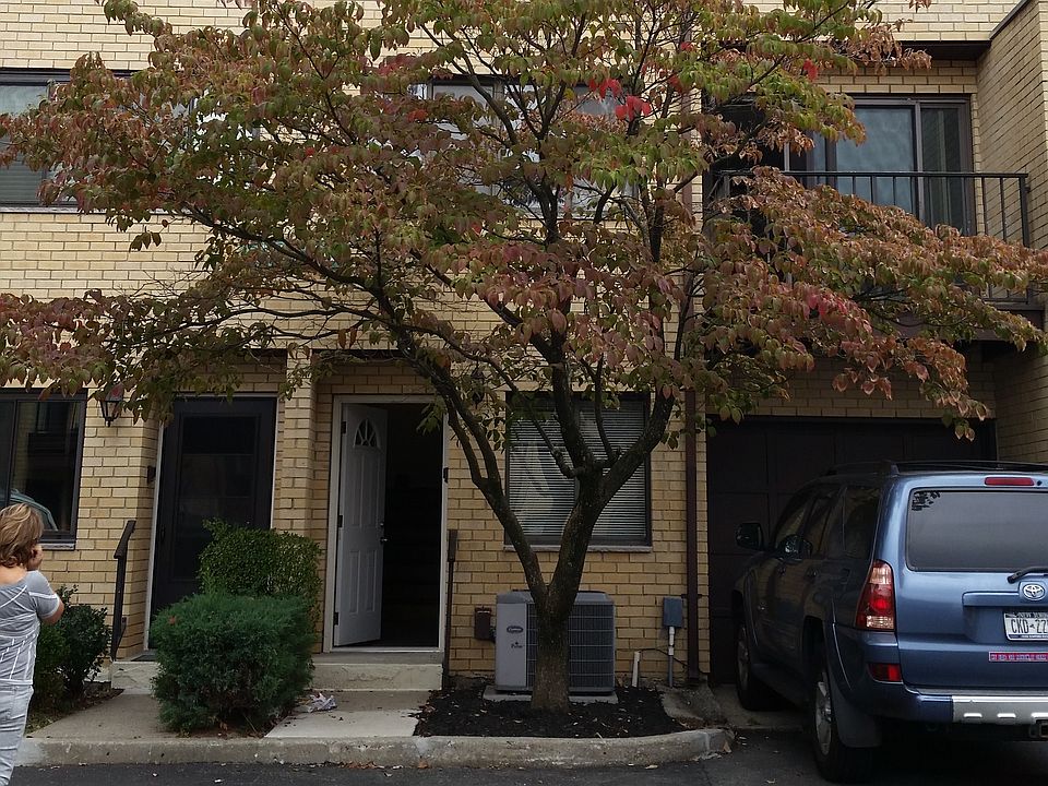 1st image of 18 Arielle Ln