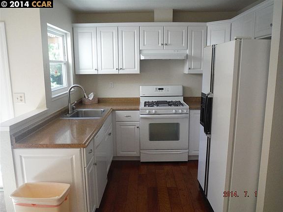 2nd image of 287 Barquentine Ct