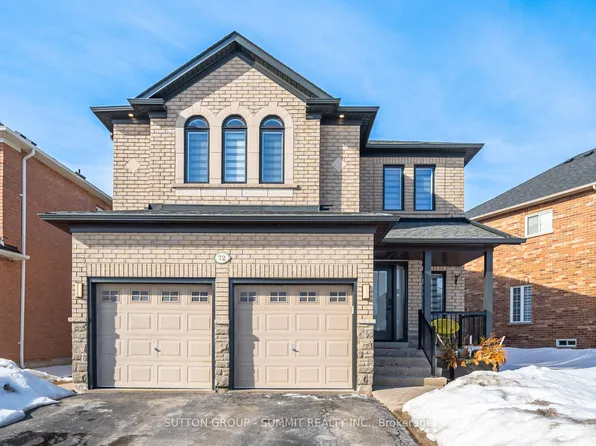 72 Ravineview Dr, Vaughan, ON L6A 3T6