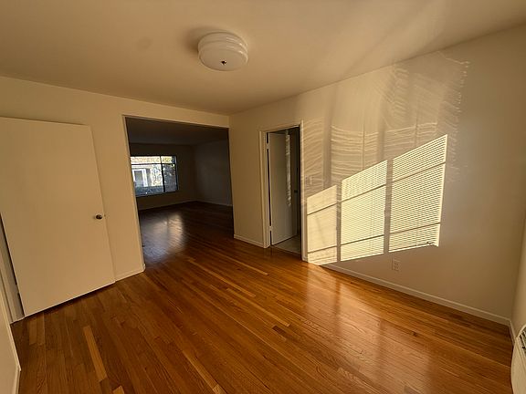 4th image of 532 S Sierra Madre Blvd APT A