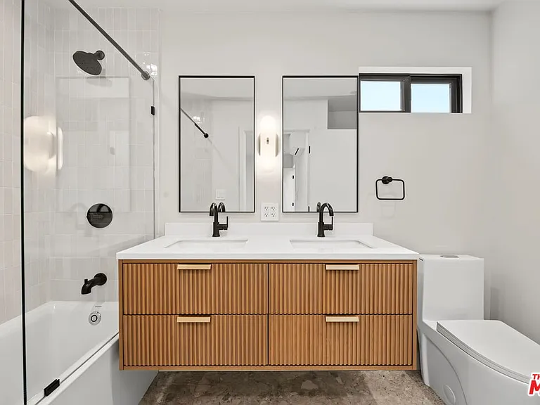 5841 Whitworth Dr — Photo 15