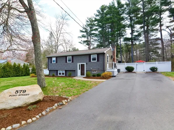 579 Pond St, Franklin, MA 02038
