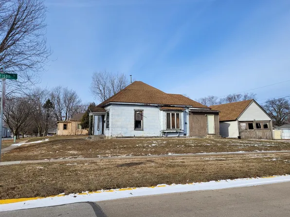 227 11th St, Boone, IA 50036