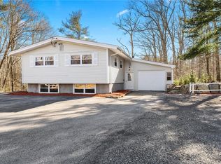 7 Mill Rd, Scituate, RI 02825