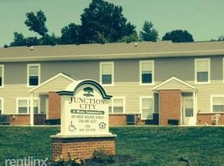 301 Walnut St APT 3, Junction City, OH 43748