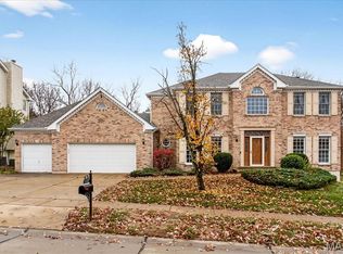 2566 Christopher Oaks Ct, Saint Louis, MO 63129 | Zillow
