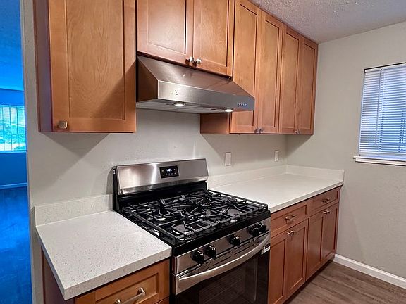 2nd image of 1632-1634 99th Ave #T1632