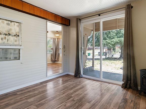 5th image of 26391 Melba Ave