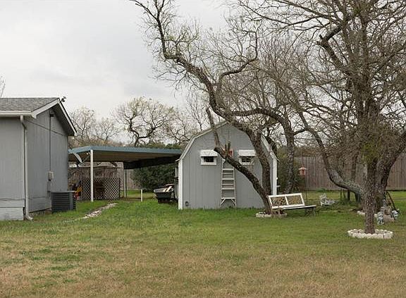 2nd image of 136 Creek View Dr