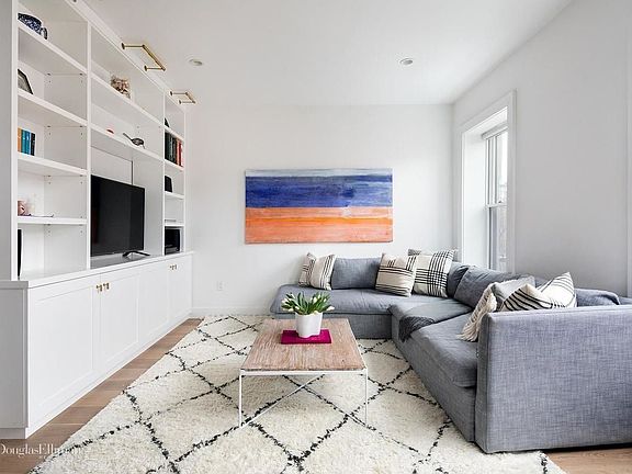 2nd image of 229 Sackett St APT 4