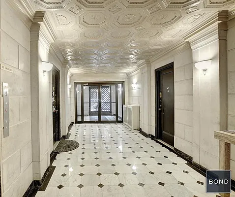 Rented by Bond New York | media 10