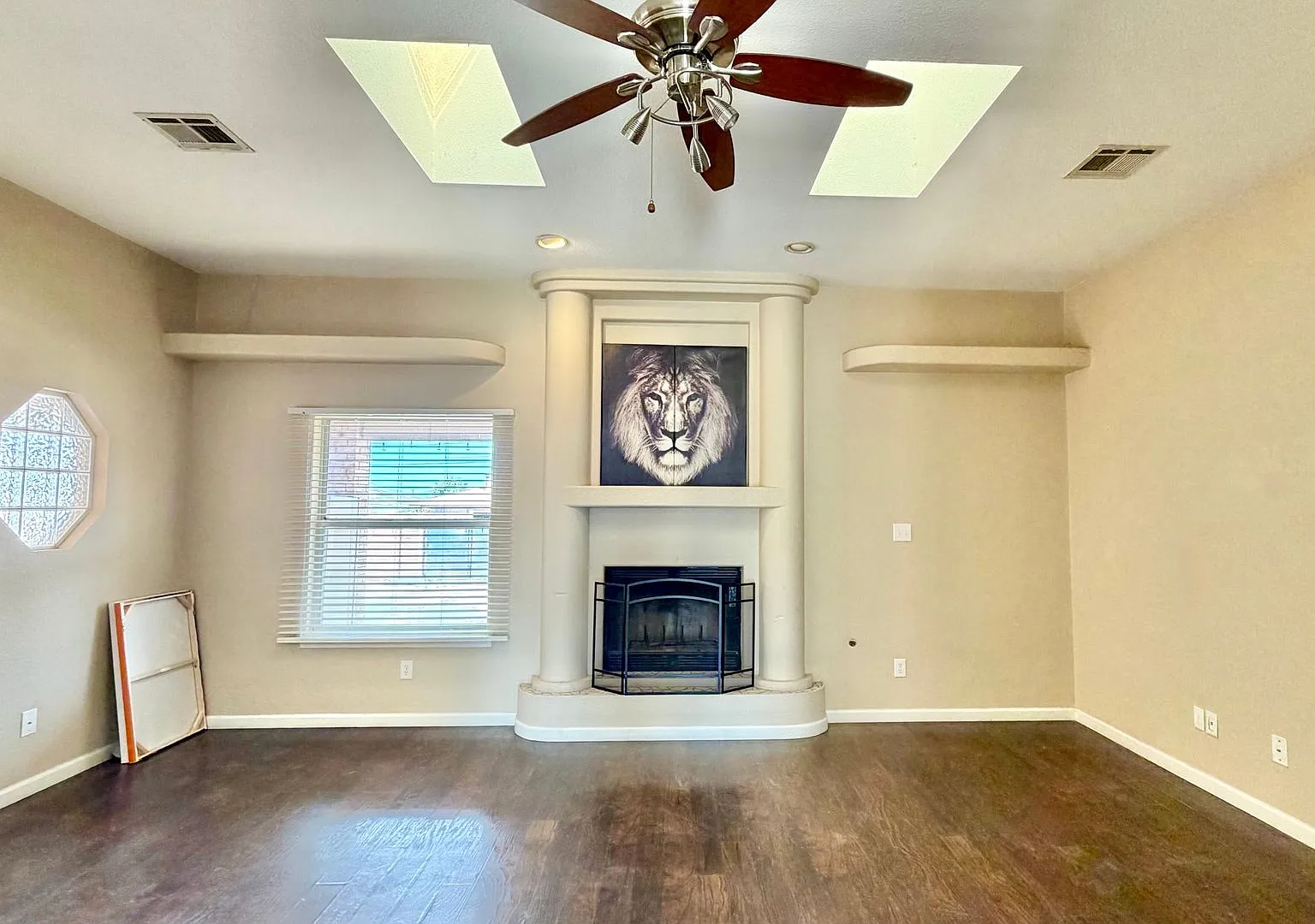 953 San Miguel — Photo 3