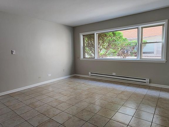 2nd image of 839 Lathrop Ave