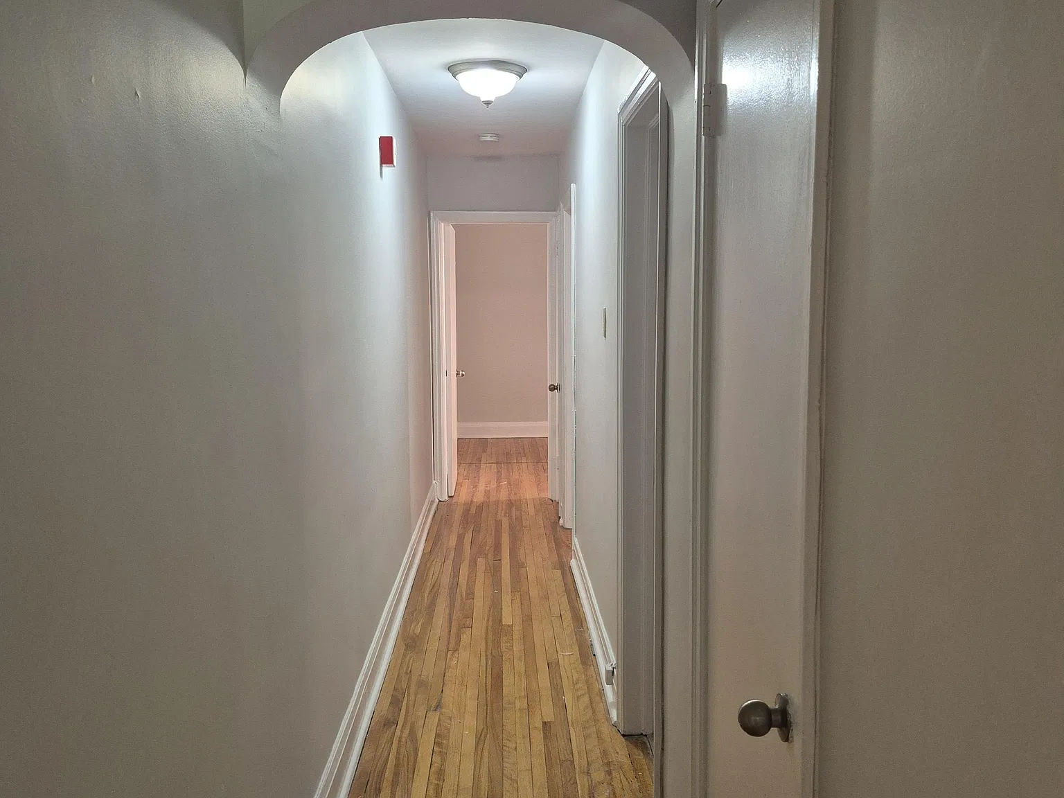 7-36 Russell Ave — Photo 4
