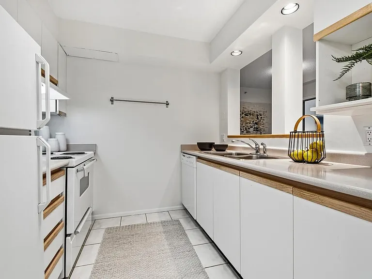 950 Cambie St #1205 — Photo 8