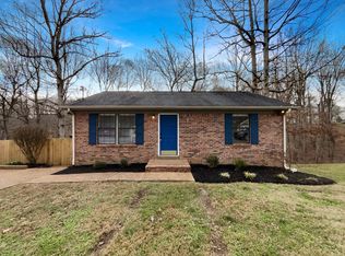 1008 Hollis Ln, White House, TN 37188