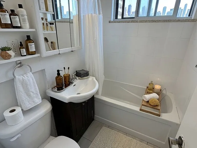88 Wellesley St E #608 — Photo 2