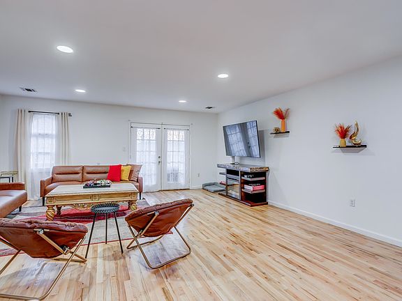 2nd image of 34 Pamrapo Ave #2